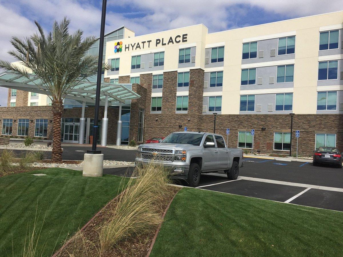 Hyatt Place Delano Exteriér fotografie
