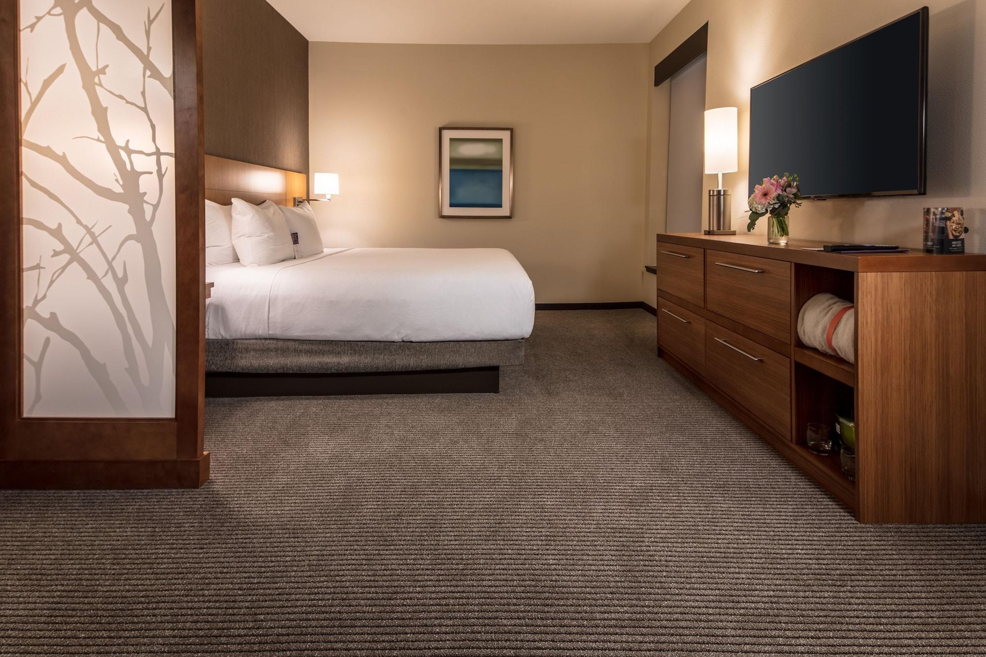 Hyatt Place Delano Exteriér fotografie