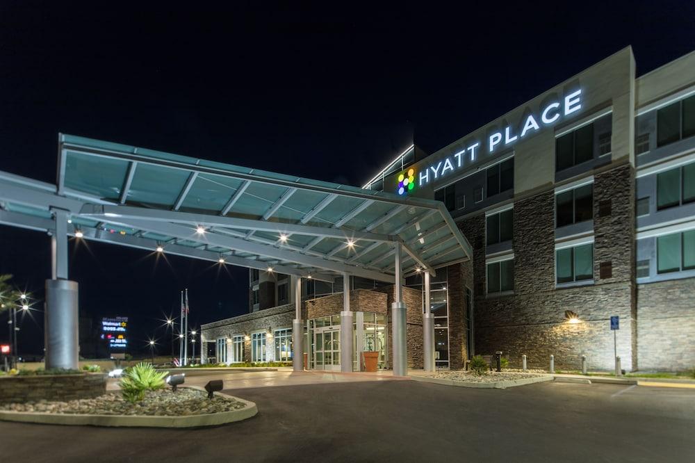 Hyatt Place Delano Exteriér fotografie
