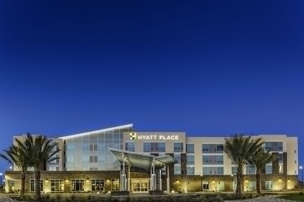 Hyatt Place Delano Exteriér fotografie
